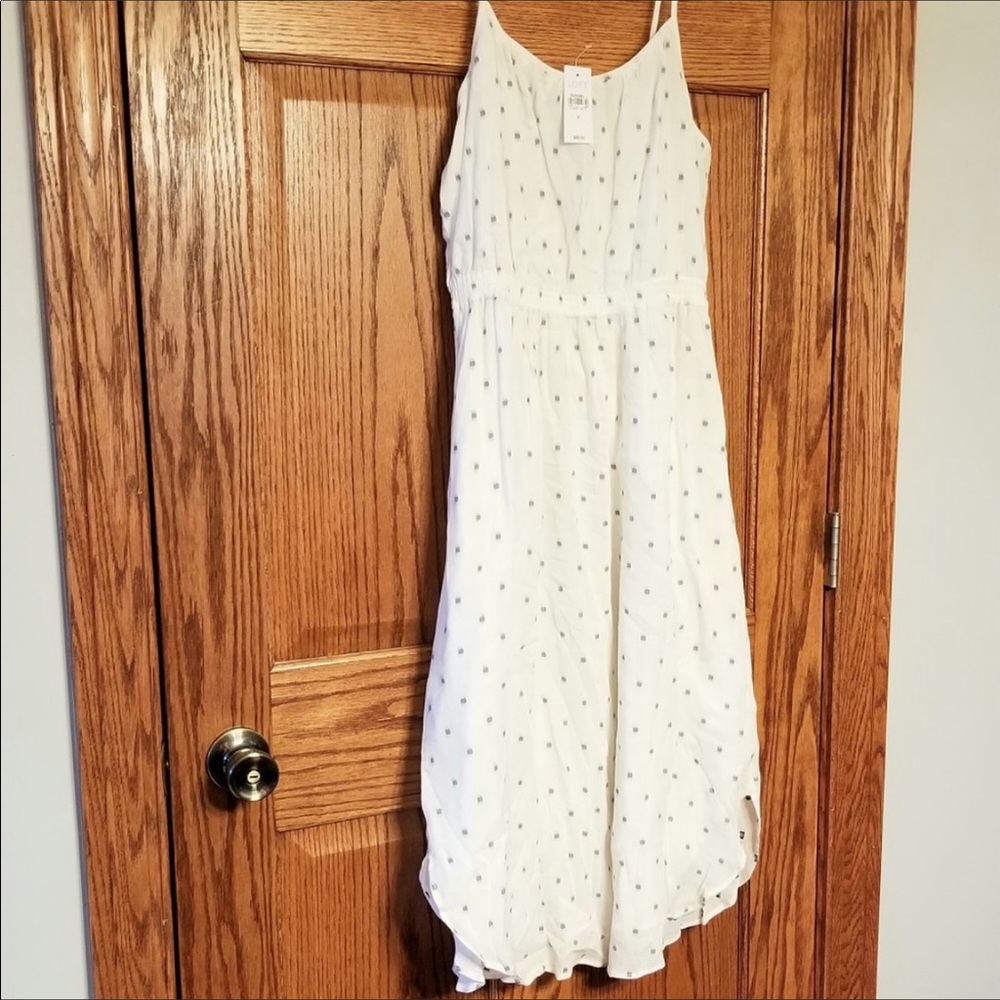 NEW LISTING! NWT Loft Sundress - Picture 2 of 8
